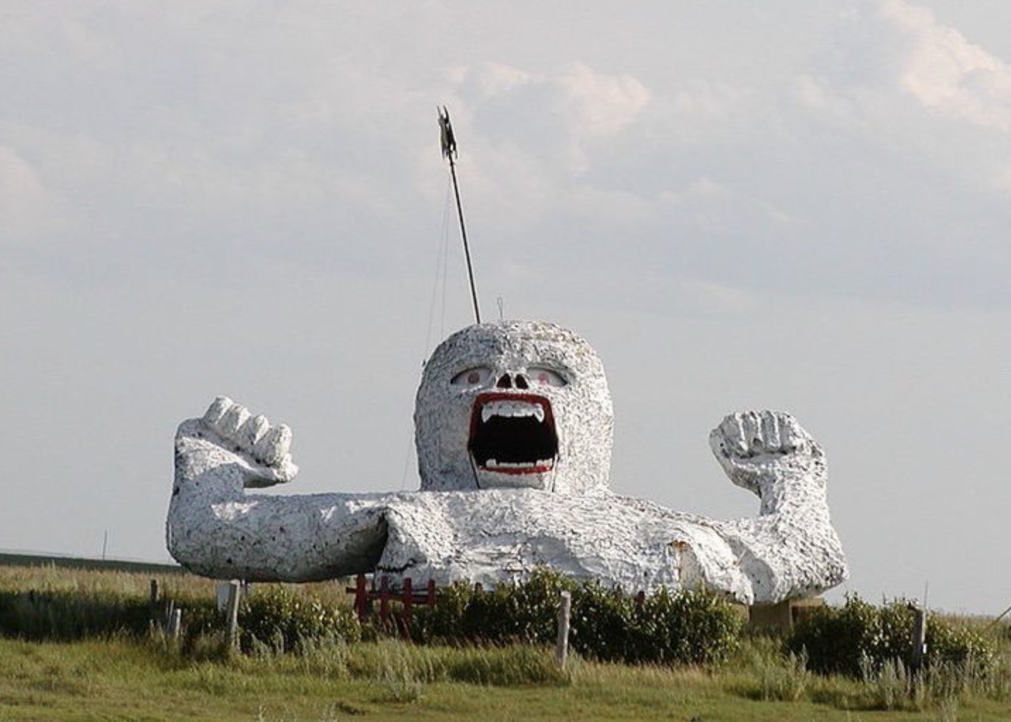 20 Oddities Spotted on the American Road Trip